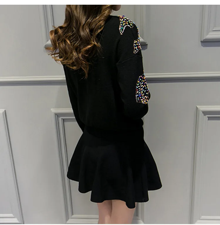 2018 Autumn Winter Fashion Women Sweater with Goldfish Pattern By Hand Made Beadings Long Sleeve O-neck Pullover Kawaii | Женская одежда