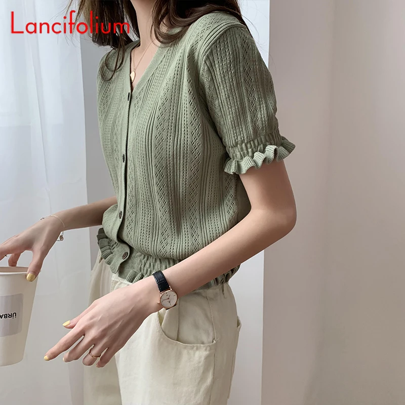 Женский ТРИКОТАЖНЫЙ УКОРОЧЕННЫЙ ТОП на пуговицах белый винтажный кардиган