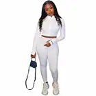 Женский спортивный костюм из двух предметов, трикотажный облегающий топ на молнии с высоким воротником и леггинсы с вышивкой на удачу