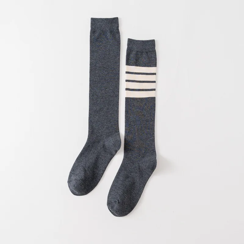 

women socks Middle Tube Length Autumn and Spring new knee socks simple Stripes female socks college style long socks