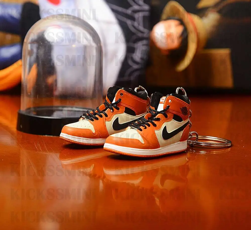 a pair w metal ring Дропшиппинг aj1 Chicago «не для перепродажи Красный» брелок в виде кроссовка Air Jordan 1 3D мини-кроссовки, запатентованный спортивный обувной брелок с кроссовком - Цвет: a pair w metal ring