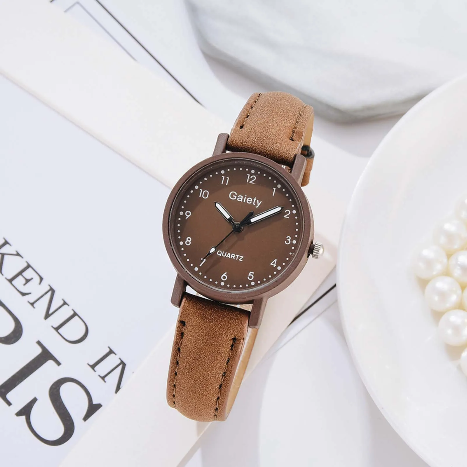 

2021 Analog Wristwatch Relojes Para Mujer New Arrival Fashion Quartz Watches For Women Hodinky Casual Quartz Leather Band Watch