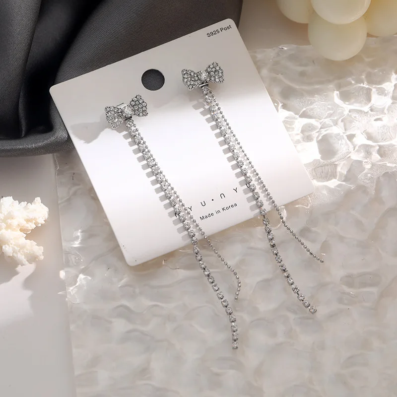 

Новые темпераментные длинные серьги-кисточки с бантом, модные, супер-сказочные, блестящие, красивые, простые, изысканные женские серьги