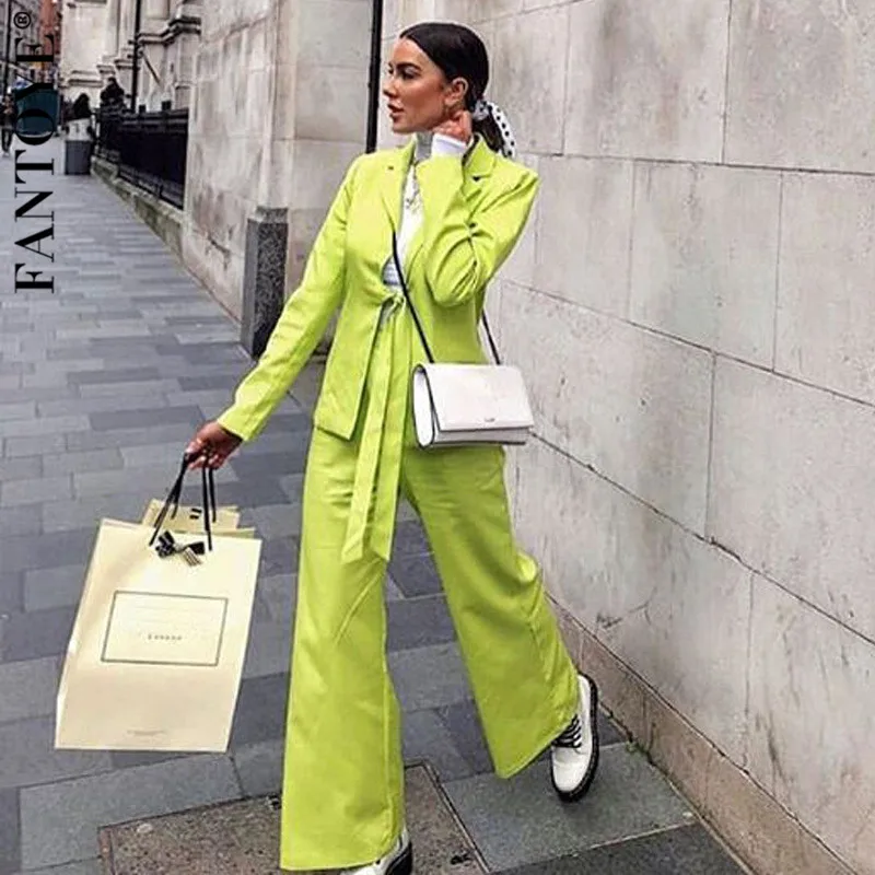 Женский офисный костюм-двойка FANTOYE розовый облегающий комплект из топа и брюк