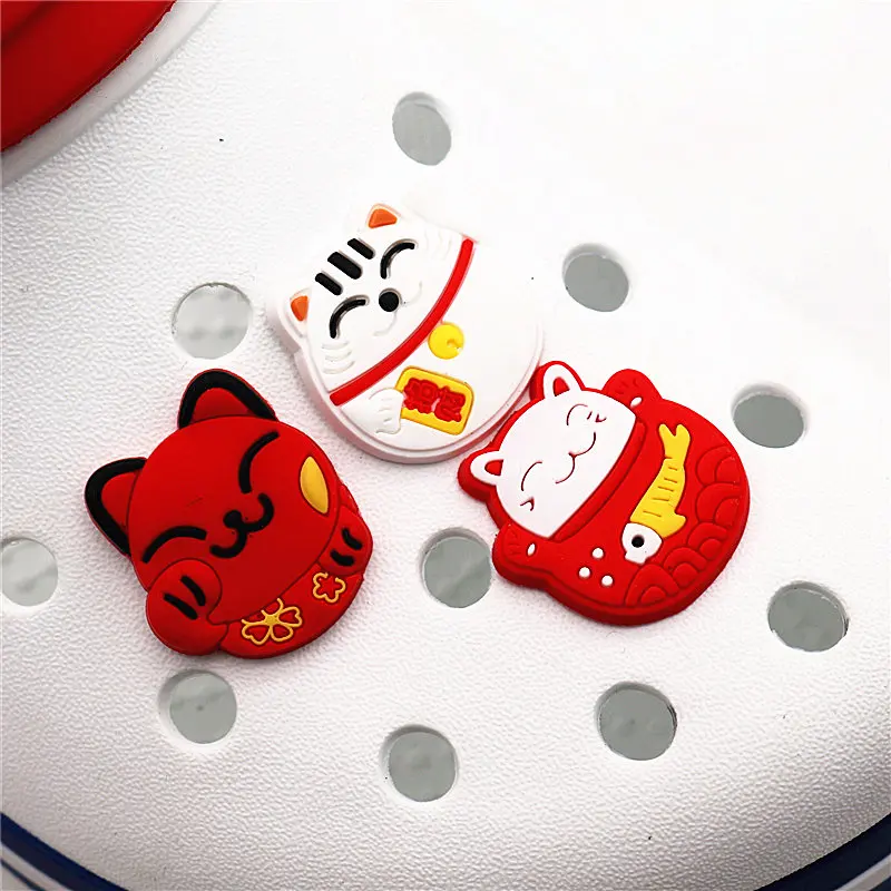1Pcs the Cute Lucky Cat PVC Croc Shoe Charms Accessories Lovely Kitty Garden Shoe Decoration for jibz Kid's Party X-mas Gift