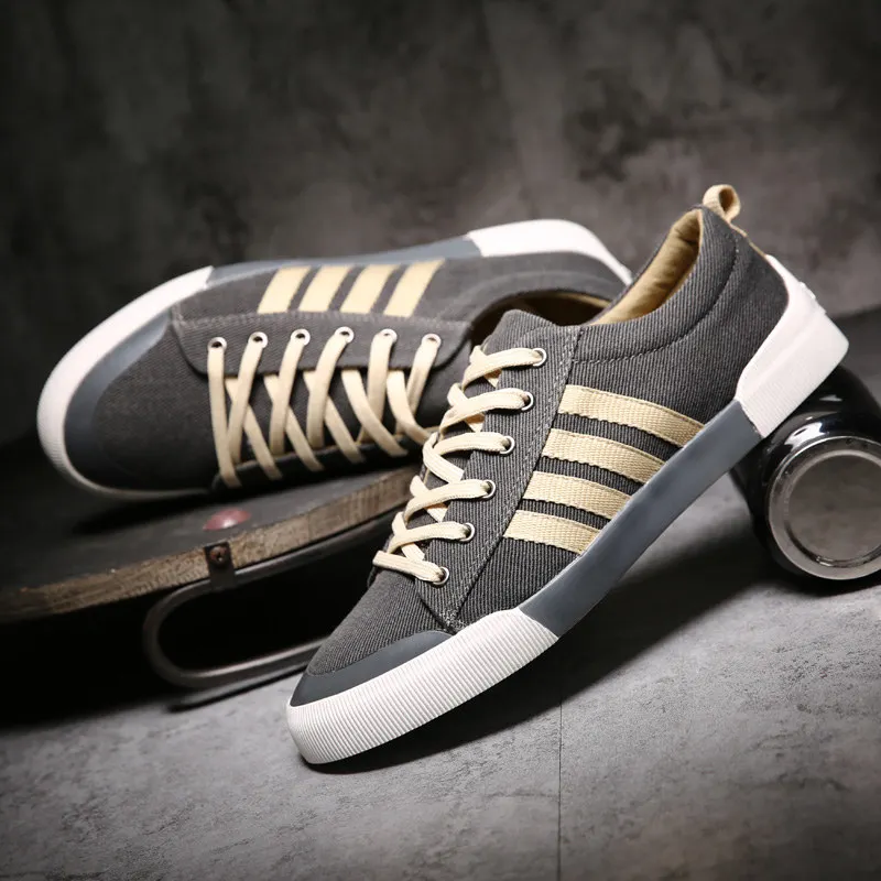 

Men Canvas Shoes 2019 Fashion Solid Color Men Vulcanized Shoes Lace-up White Casual Shoes Men Sneakers Flat Shoes Brand Designer
