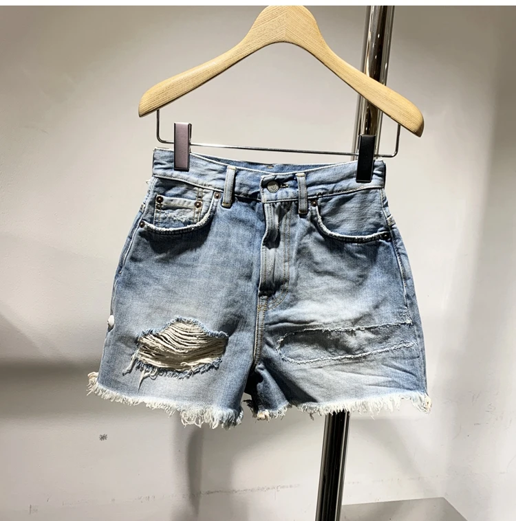 

2021 Summer New Women Fashion Classic High Waist Rough Edge Pants Design Casual Versatile Washes Hole Patch Cowboy Short A3