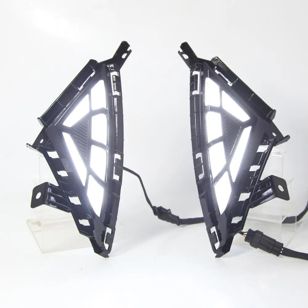 

LED DRL Daytime Running Light Fog Lamp W/ Turn Signal For Hyundai Elantra 2021