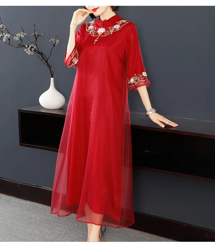 

New autumn original design Chinese style flower Embroidered big size silky organza loosen mandarin dress for women