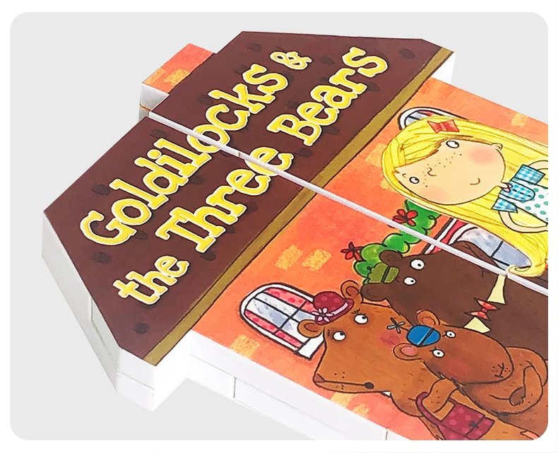 

Goldilocks & the Three Bears Scholastic Children's Original English books