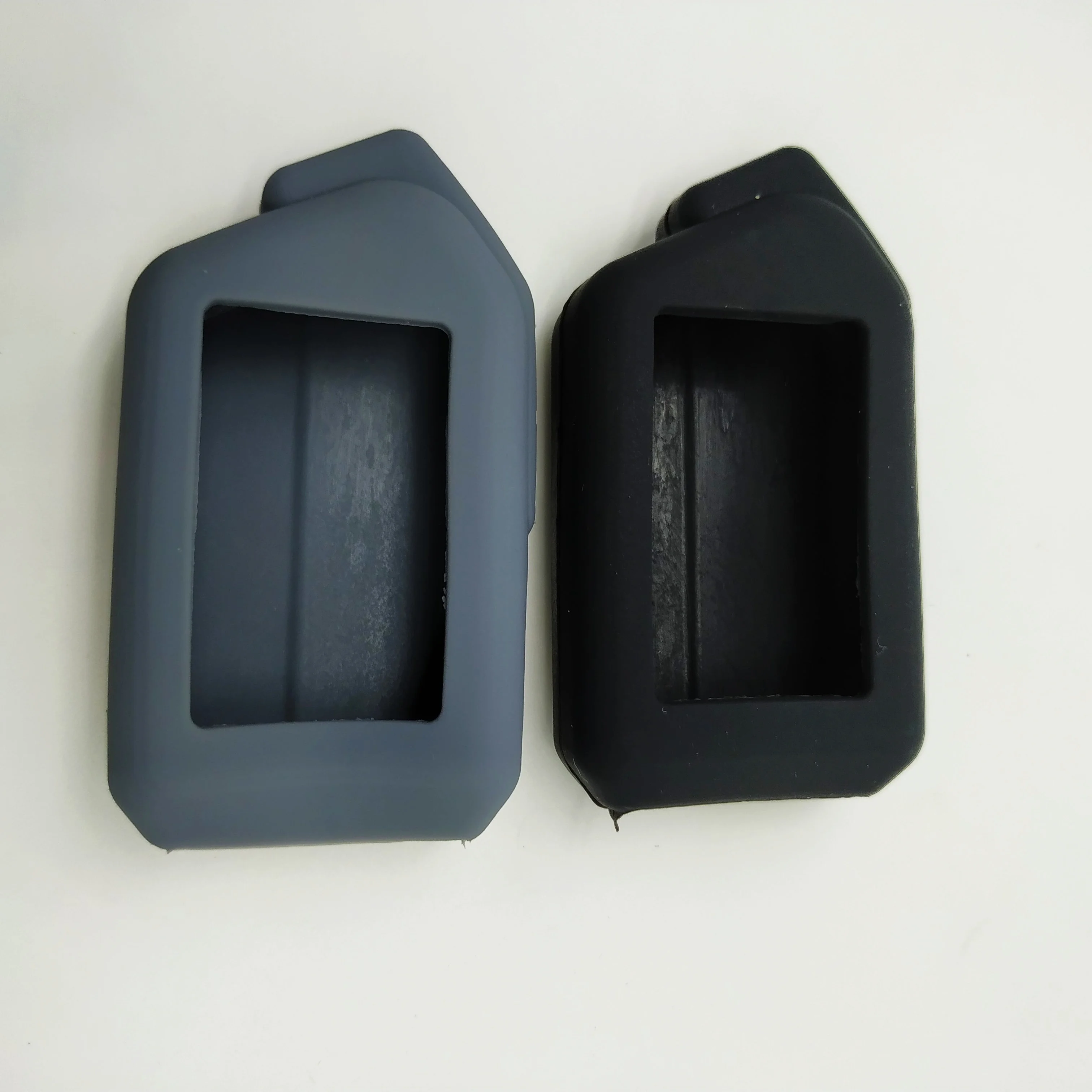 Силиконовый чехол для автомобильного ключа Sher-khan Mobicar A B русская версия