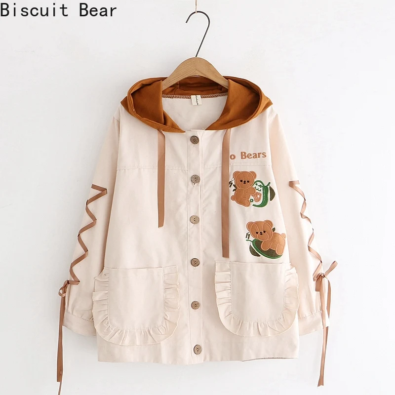 

Куртка женская осенняя в японском стиле «лолита» с оборками и карманами