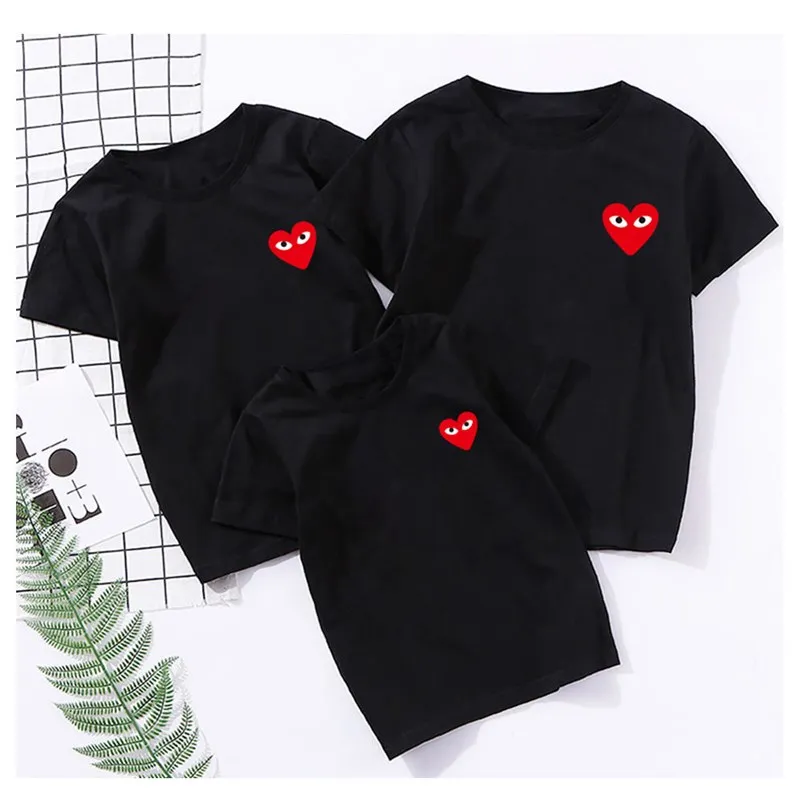 

Family Tshirts Fashion Mom And Dad Clothes Baby Girl Clothes Fashion Family Look Boys Creative Heart Printing Round Neck Tshirts