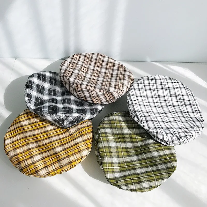 Bauhinia brand summer and autumn thin breathable lattice small fresh painter hat Korean fashion artist warm no brim urinal beret