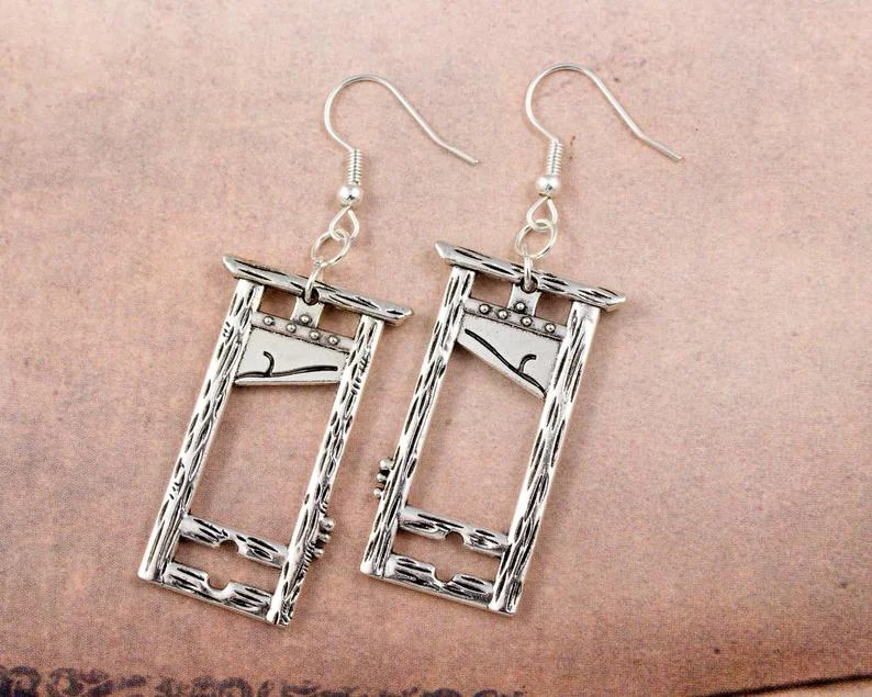 Гильотинные серьги жуткие украшения в готическом стиле средневековые панк