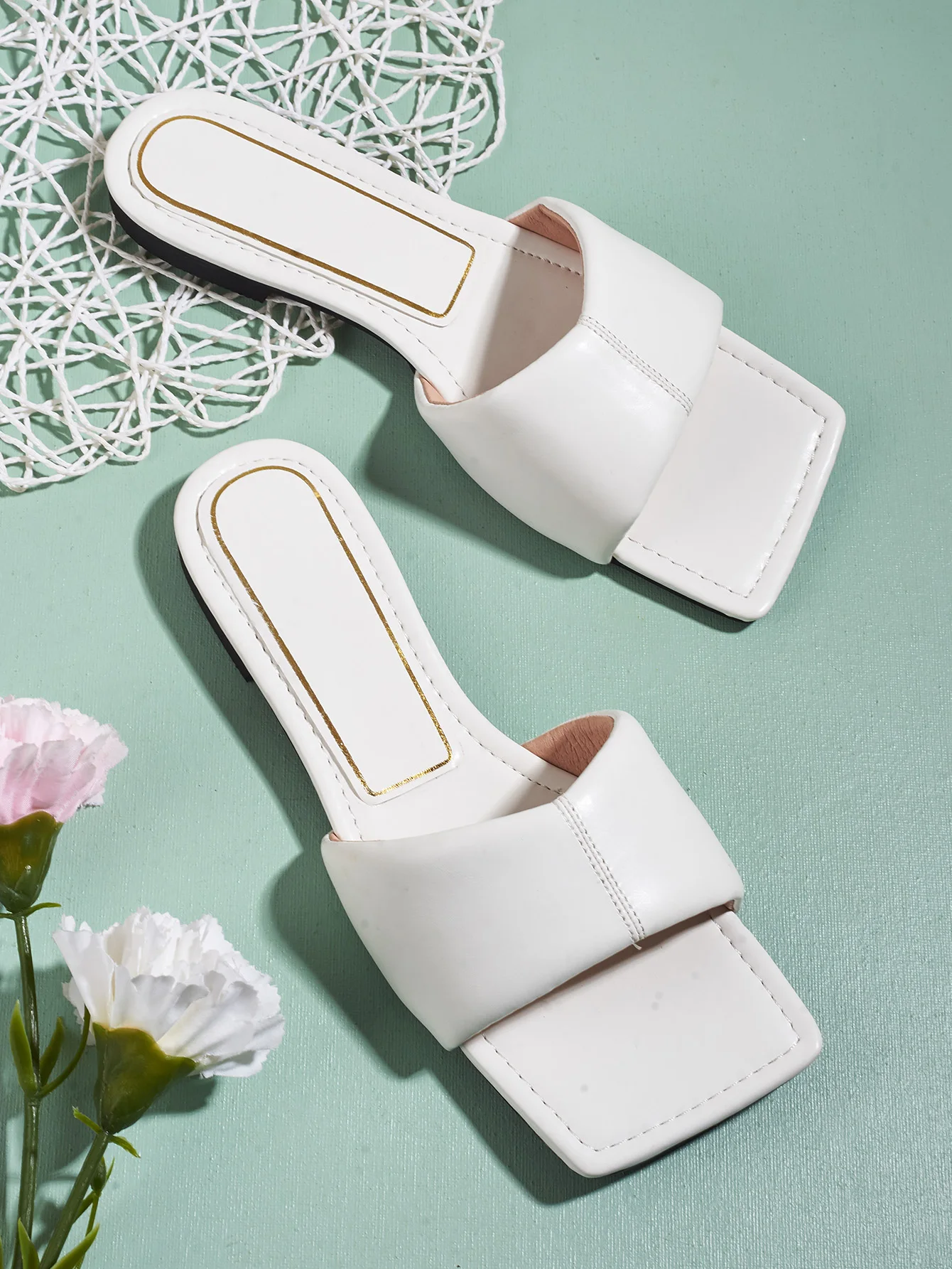 

ZAR Slippers Women Summer Luxury 2021 New Sexy Square Toe Quilting Flat Sandals Woman Comfortable Plus Size 40 Chaussure Femme