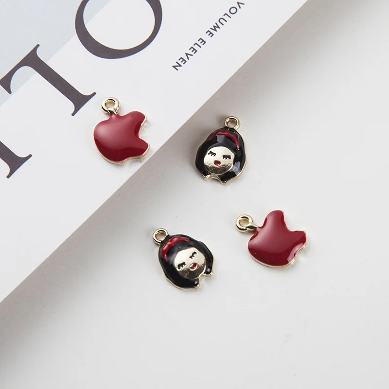 

10 шт. Подвеска из сплава с капающим маслом в мультяшном стиле с милой маленькой девочкой яблоком самодельные ювелирные аксессуары Маленька...