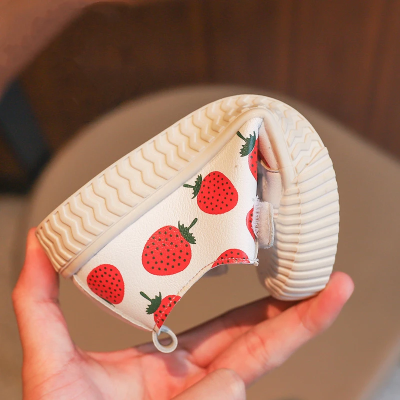 Детская обувь с принтом клубники и ананаса KushyShoo модные повседневные кроссовки