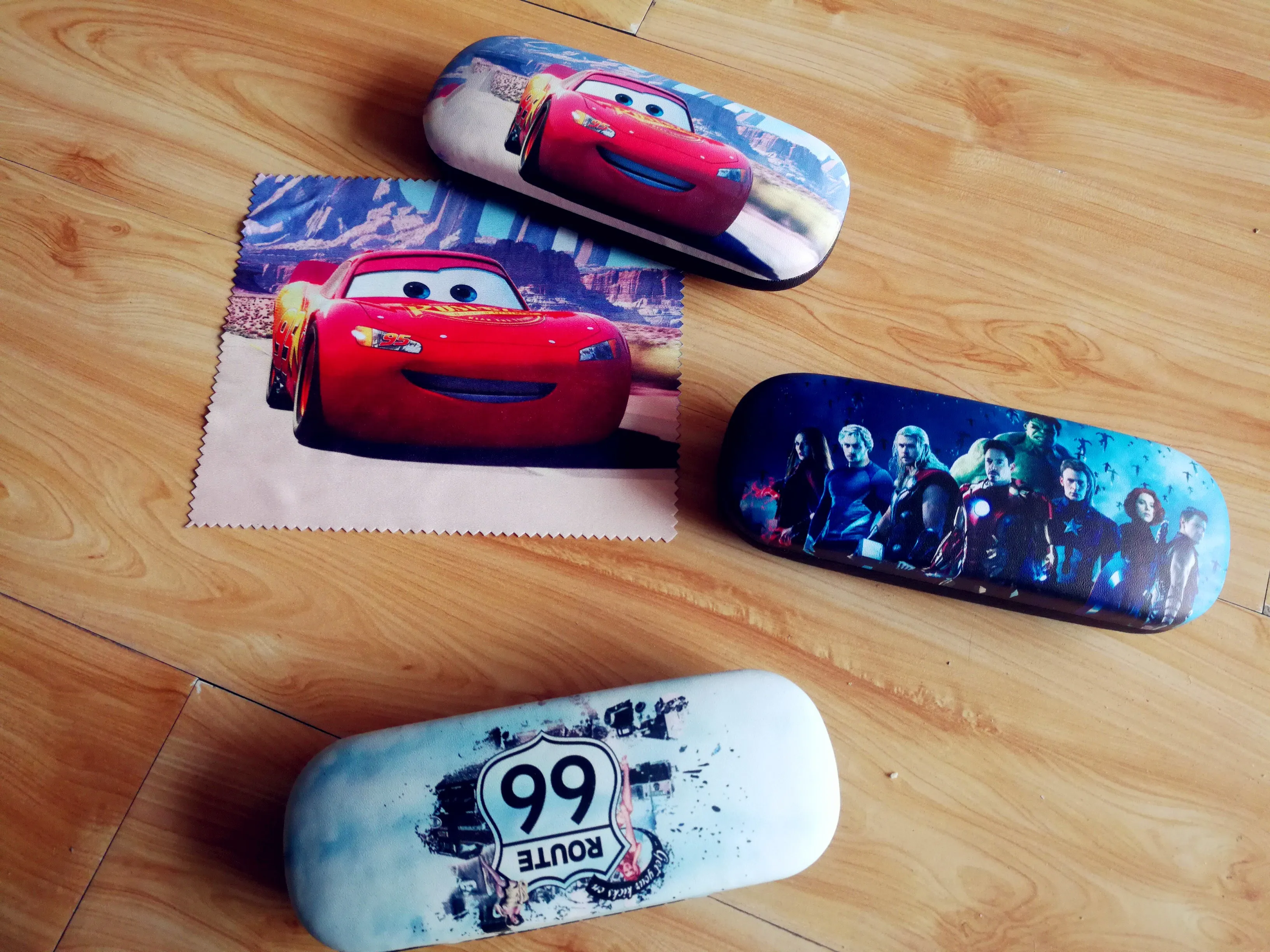 Мультфильм близорукость очки Чехол для мальчиков и девочек студентов переносные