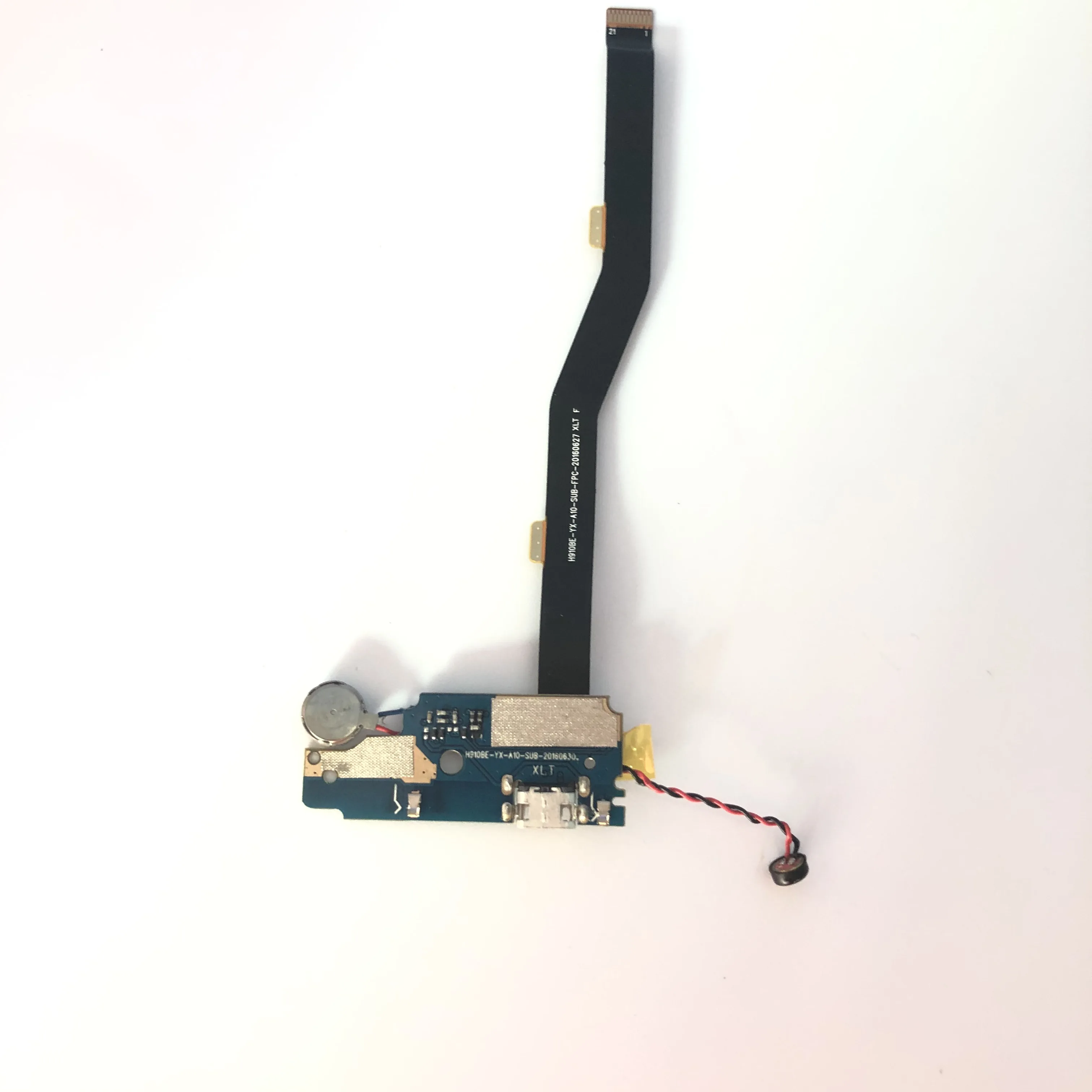 

Used USB Plug Charge Board + Vibration Motor + FPC For Blackview R6 5.5" FHD 1920x1080 MTK6737 Quad-core Free Shipping