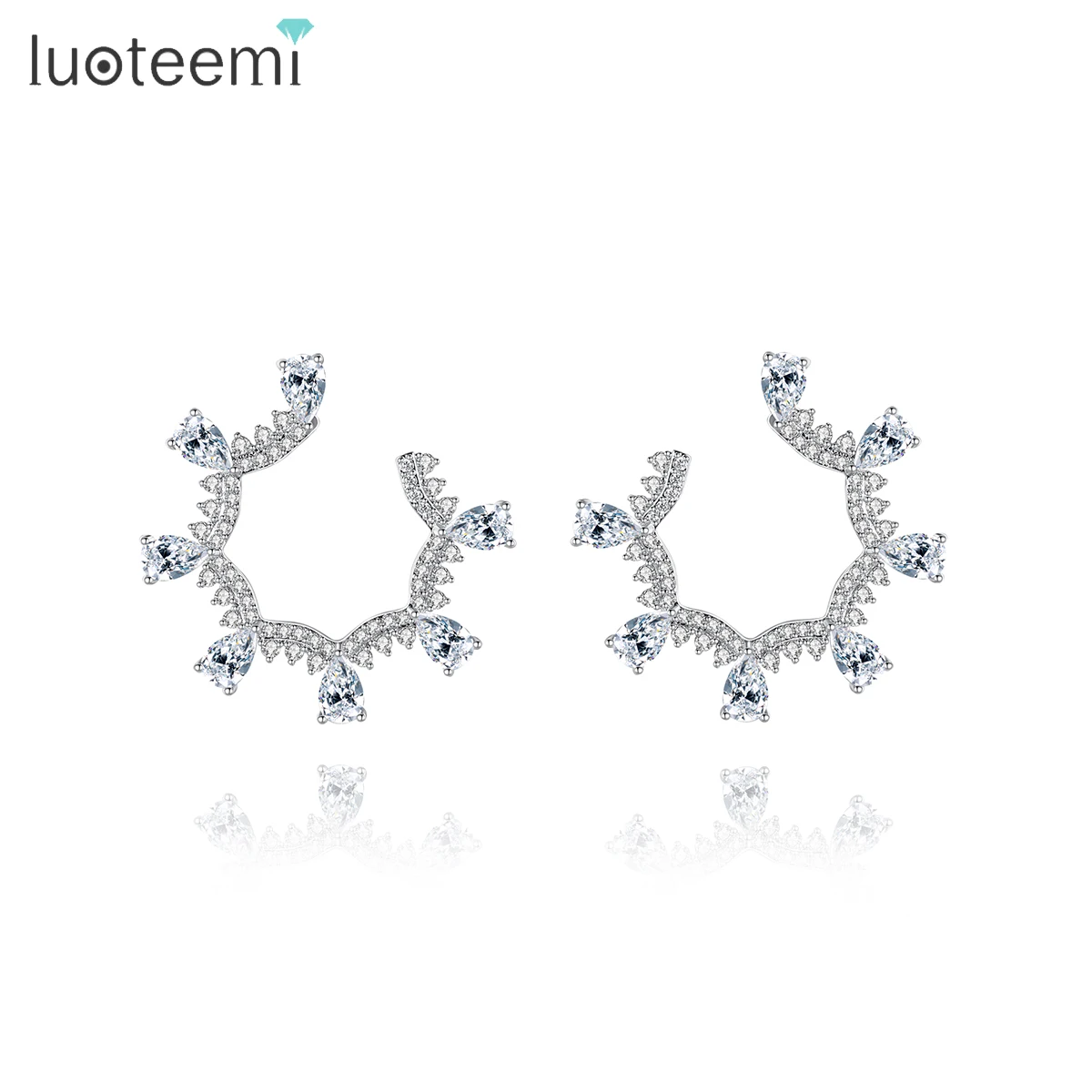 

LUOTEEMI шикарные большие круглые серьги-гвоздики для женщин корейские модные женские серьги с несколькими прозрачными фианитами женские ювел...