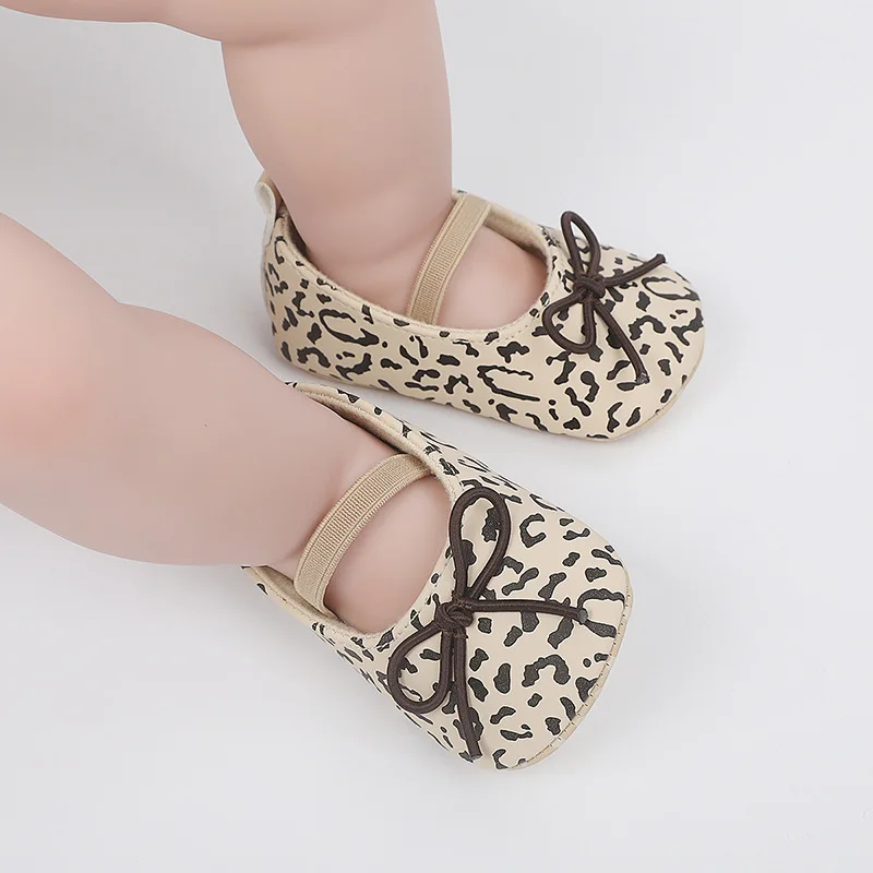 

Cute Toddler Girl Crib Shoes Newborn Baby Girls Bowknot First Walker Soft Sole Leopard Print Casual Shoes