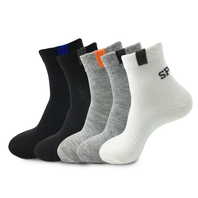 

Success in chasing girls socks Letter Sports Socks Men's Crew Socks Deodorant Sweat-Absorbent Casual Cotton Socks