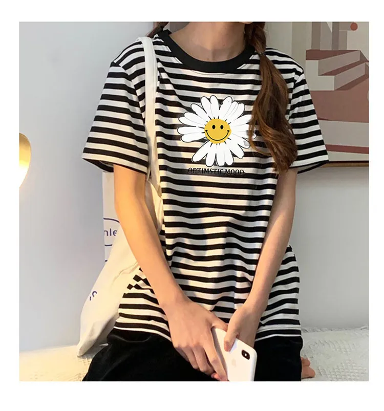

Plus size women's 2021 summer t-shirt female small daisy print T-shirt short sleeve top one