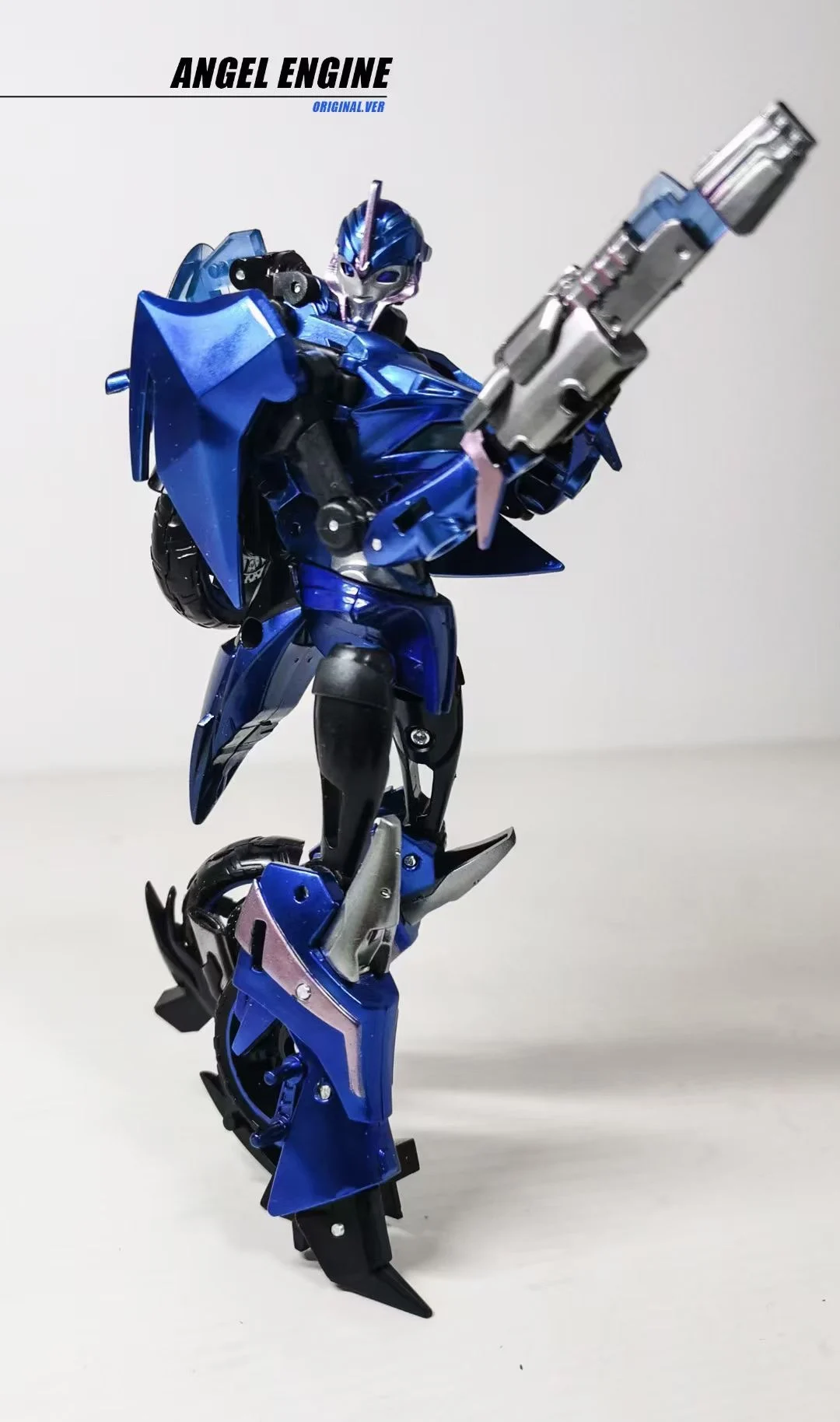 В наличии трансформер APC-Toys первая редактировка женский TFP Angel Engine Arcee розовый