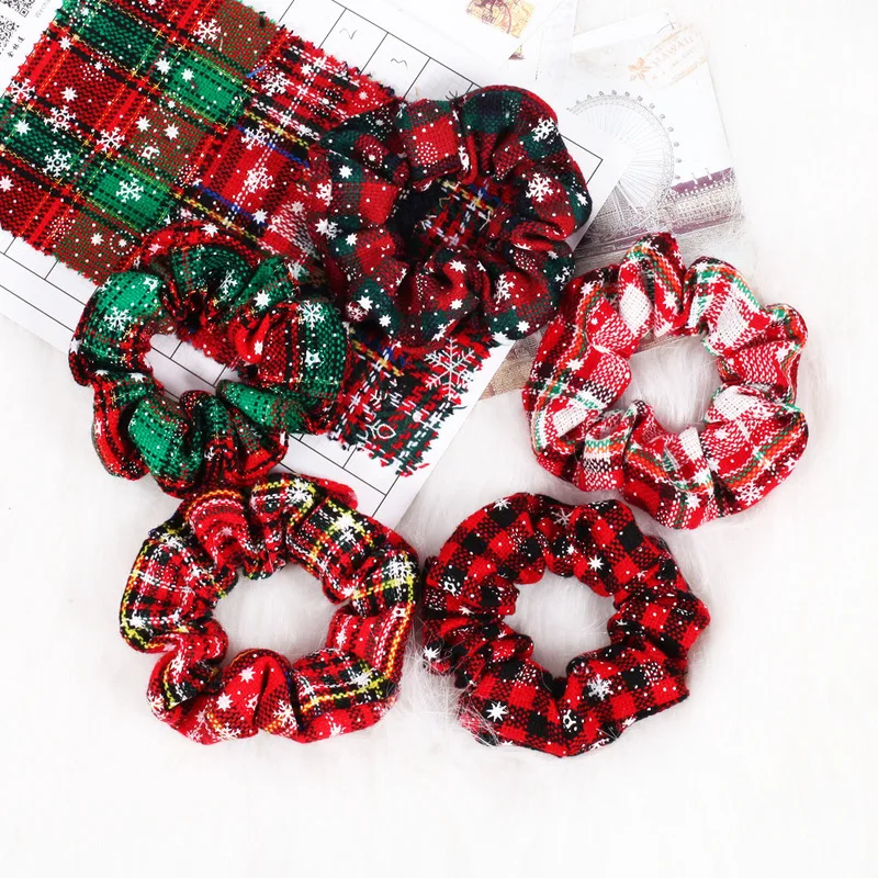 

Christmas Scrunchies Plaid Hair Ring Fashion XMas Ornaments Hair Ring Velvet Ponytail Holder headband For Women Girls Elastic