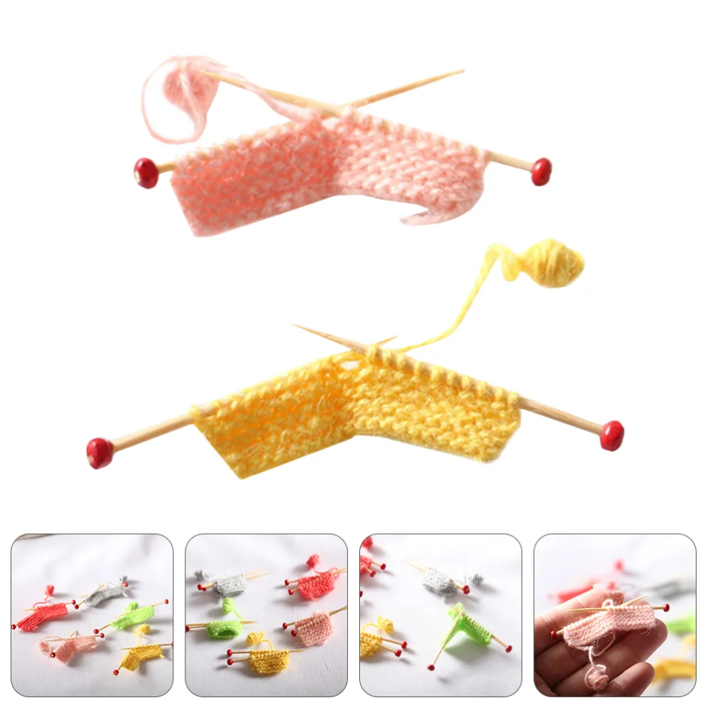 

2pcs Miniature Knitting Sweater Model Creative Desktop Ornament Photo Prop