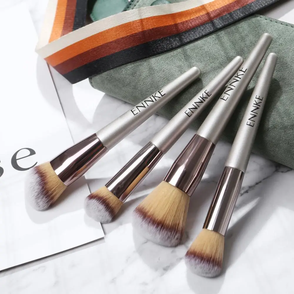 Большой набор кистей для макияжа белый тональный крем румяна пудра смешивание