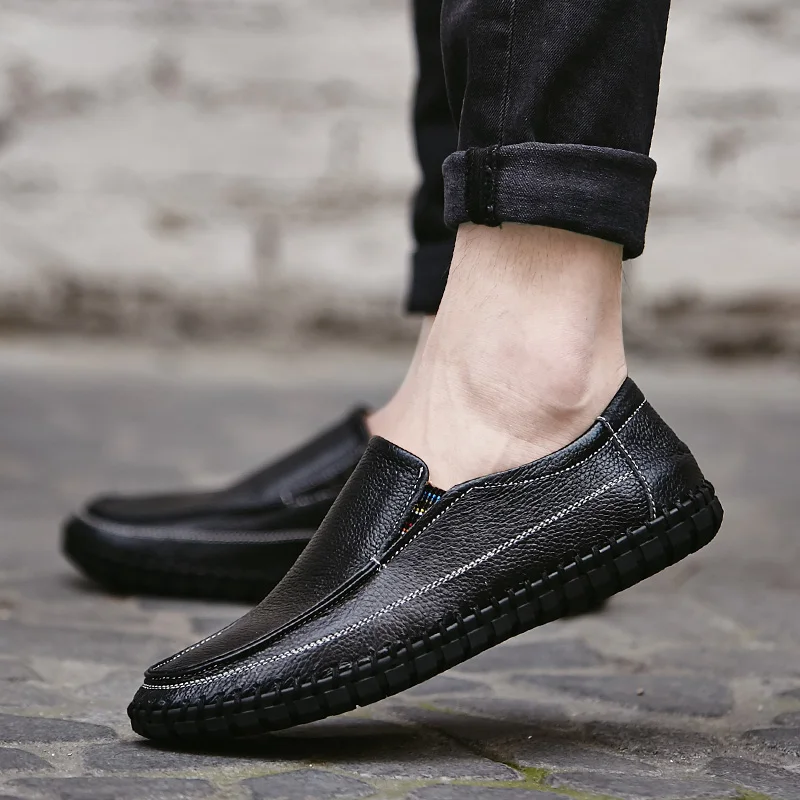 Мокасины мужские из натуральной кожи легкие лоферы плоская подошва без застежки