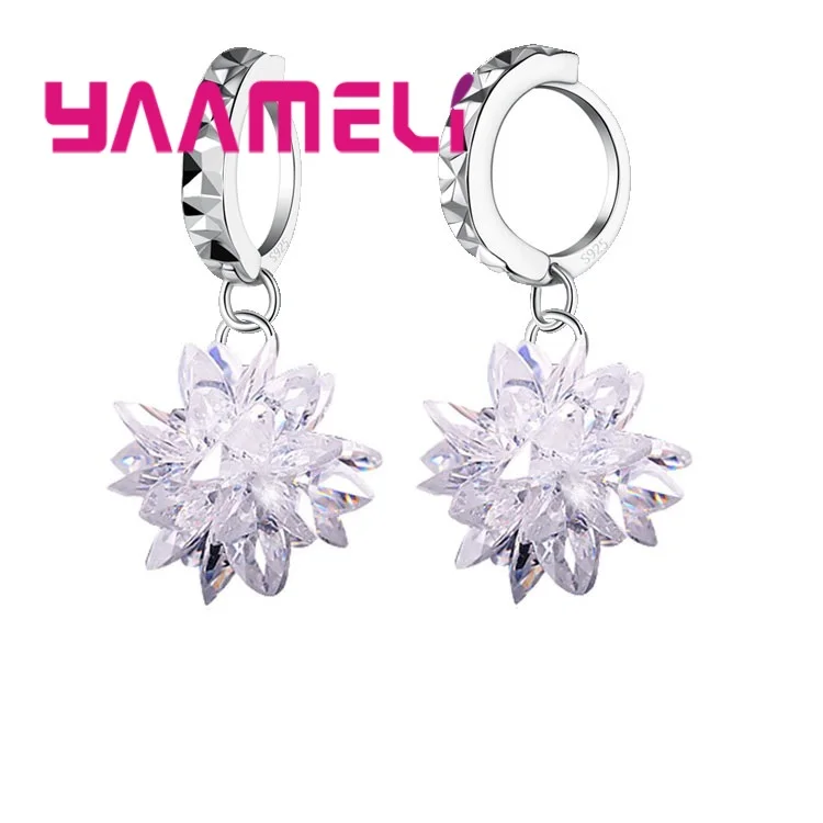 

Женские серьги из серебра 925 пробы с кристаллами