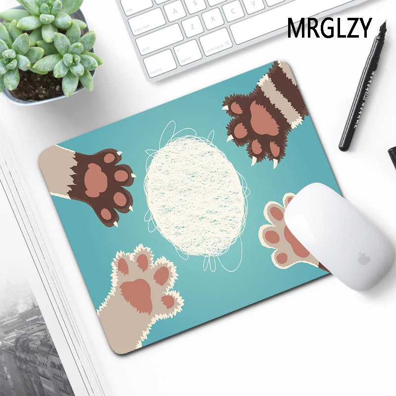 

Cartoon Cat Paw Small Rubber Mouse Pad Anime Cute Kaeyboard Pad Kawaii Desk Mat Gaming Accessories GamerDesktop MousePad for LOL