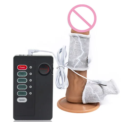 БДСМ секс с электрическим шоком кольца дял пениса мошонки рукавом