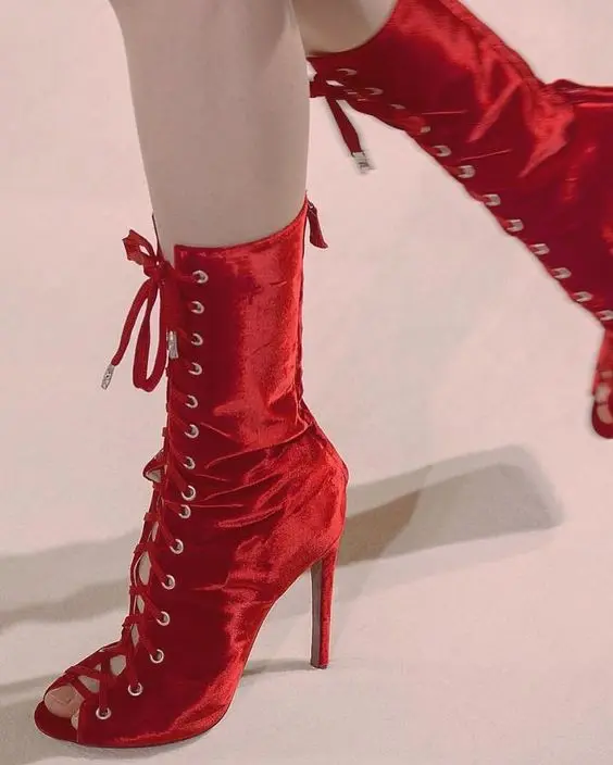 

Red velvet cross strapping sexy runway high heeled sandals