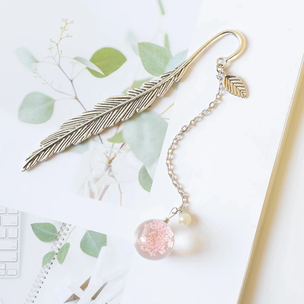 1Pc Flower Specimens Crystal Pendant Ball Bookmarks Feather shape Metal Tassel Vintage Book Mark School Office Supply | Канцтовары для