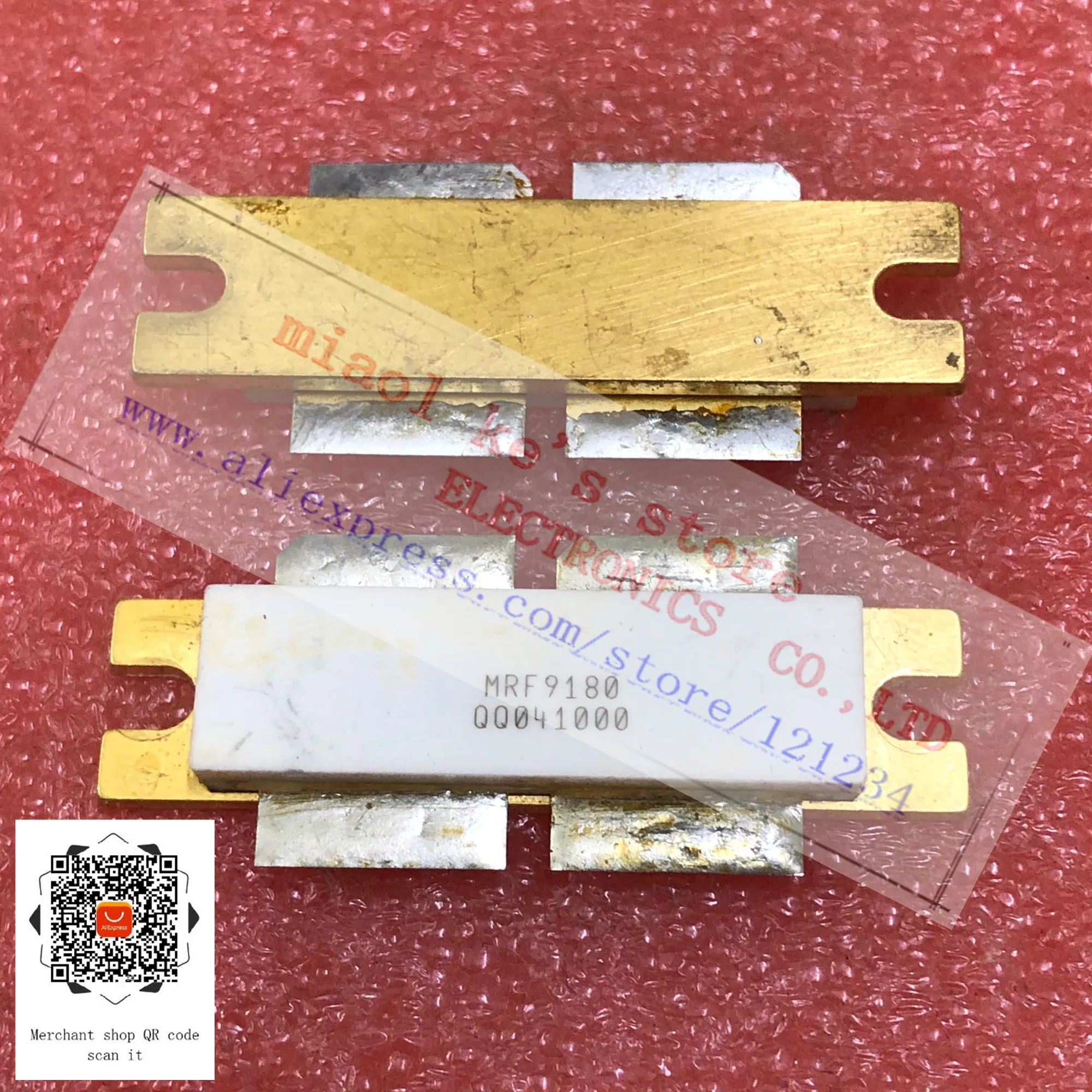 

[ Used ]100%original; MRF9180 MRF9180R5 MRF9180R6 [FET RF 26V-65V 1.4A 17.5dB 170W 880MHz CASE 375D-04/NI-1230] LDMOS transistor