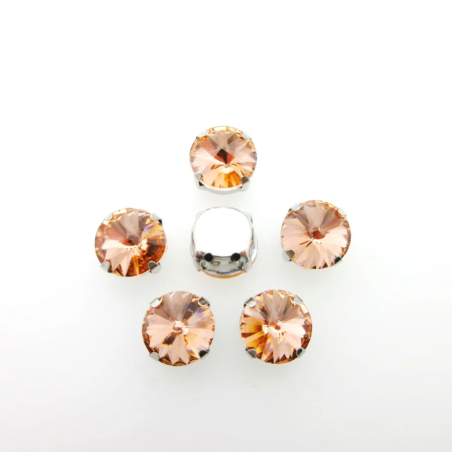 A26 Lt peach Серебряные коготь настройки 7 размеров блестящие круглые Rivoli Форма стекло Кристалл Стразы flatback пришить стразы обувь, одежда отделка diy - Цвет: A26 Lt peach