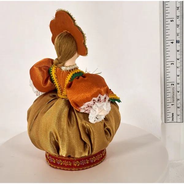 Фарфоровая кукла коллекционная Неваляшка - игольница. Сувенир ручной работы |