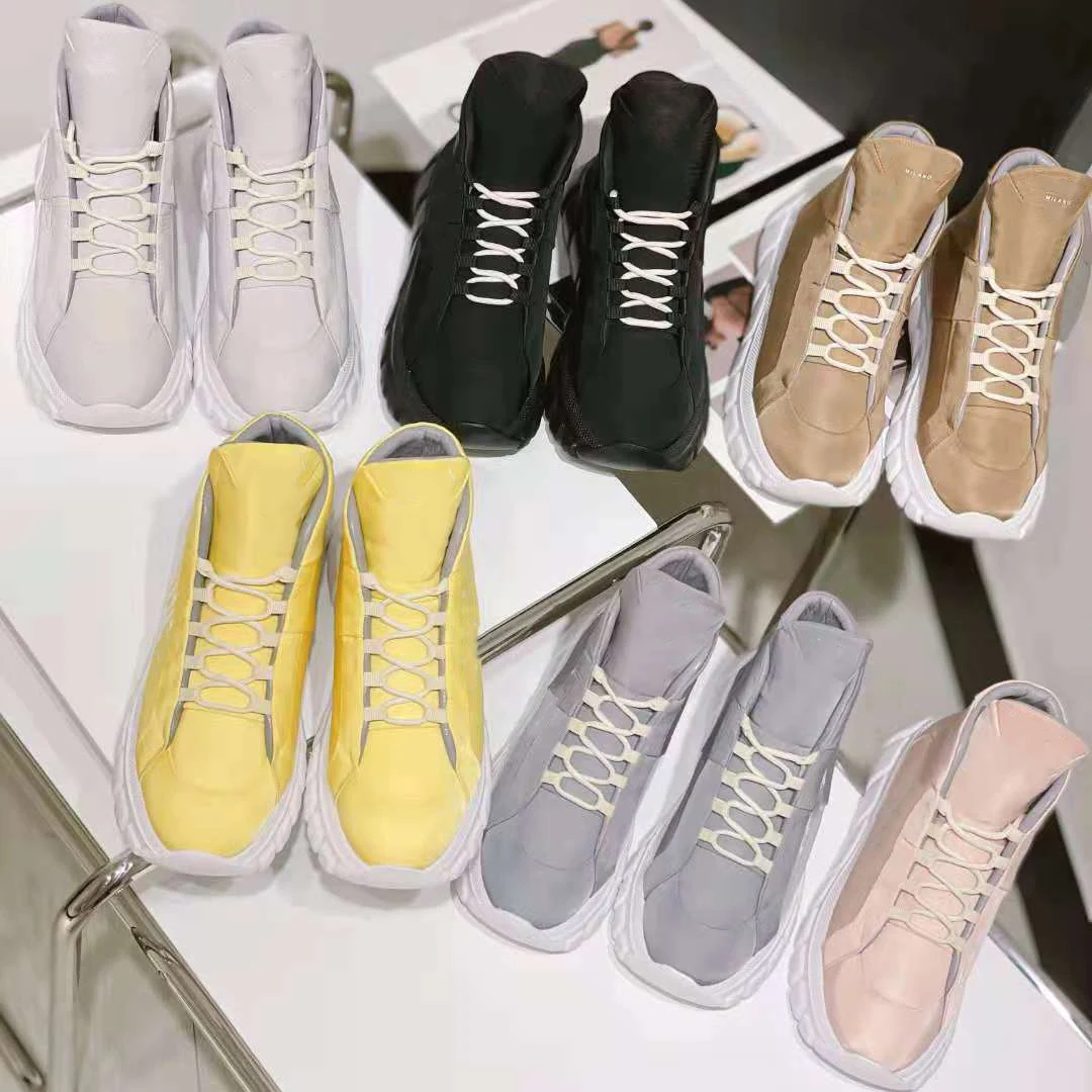 

Vallu 2021 autumn and winter new fashion all-match flat-bottomed comfort soft and lightweight sports couple short boots
