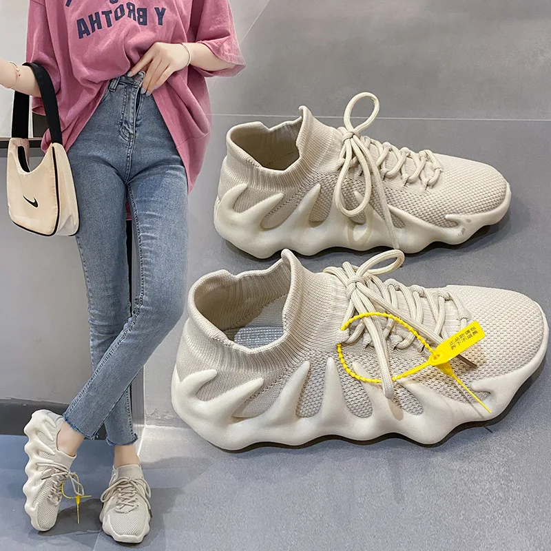 

Lovers' Breathable Socks Shoes 2021 Summer New Korean Flying Woven Small Cage Bag Volcanic Casual Shoes