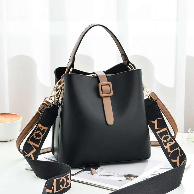 

Women's Bag 2021 New Messenger Bag Fashion Large-capacity Bucket Bag Ladies Shoulder Bag C2003