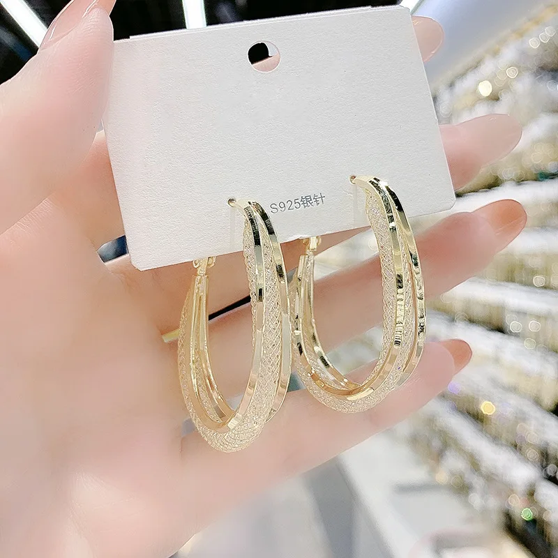 

2021 New Arrival Classic Crystal Metal Mesh Exaggerated Round Hoop Earrings For Women Geometric Gold Color Metal Party Pendiente