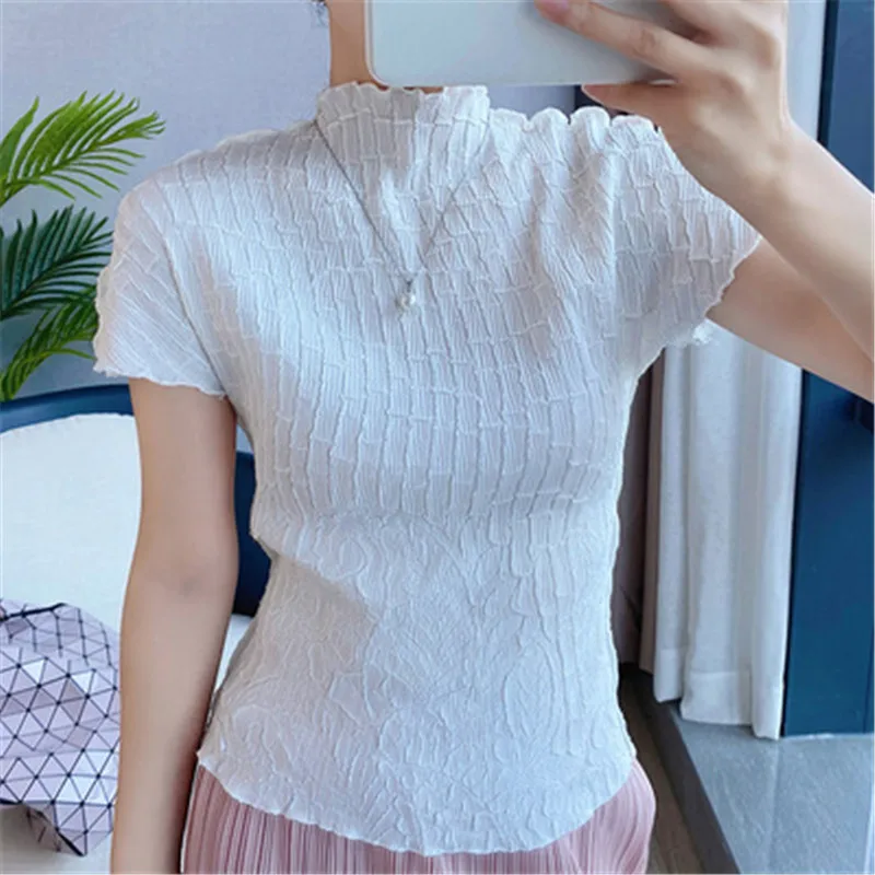 

Miyake fold embroidery embossed top summer new style fungus side fashion all-match bottoming shirt short-sleeved T-shirt women