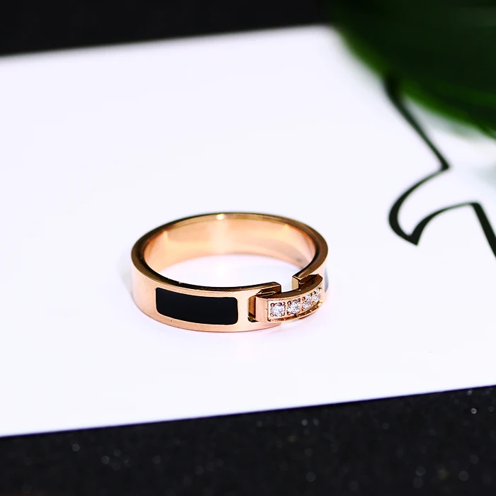 Черное кольцо из четырех частей с фианитом модное женское титановой стали и