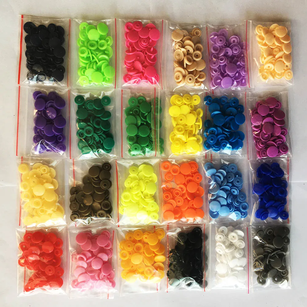 

200 pcs / sets Plastic Snaps Button Fasteners T5 Bag Folder Dark Buckle Button Resin Garment Accessories For Clothes