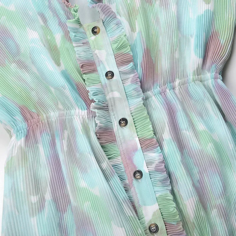

A new dress with crinkle and ruffle in spring and summer of 2021