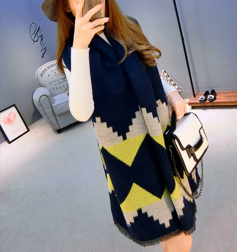 Женский зимний шарф в стиле пэчворк толстый теплый мягкий кашемировый